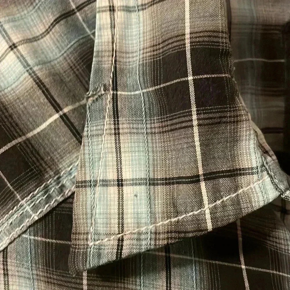 BKE button up - Picture 7 of 8